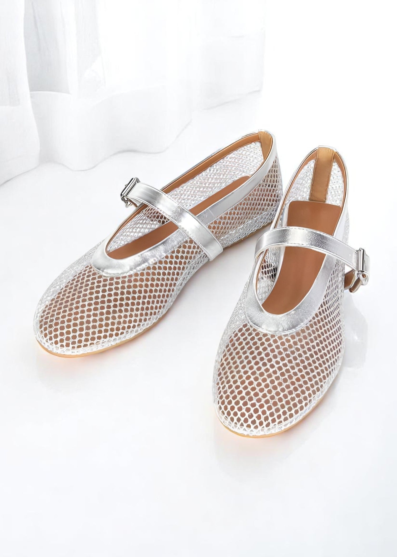 Luna – Mesh Flats με Μοντέρνο & Δηλωτικό Στυλ