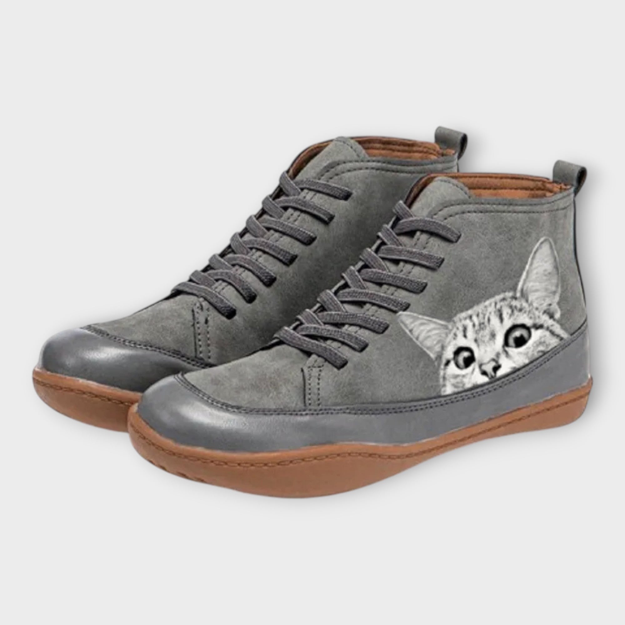 Στυλάτα Sneakers με Διακριτικό Σχέδιο